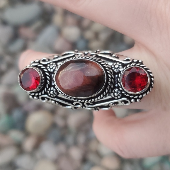 New Red Tiger Eye and Garnet 925 Silver Statement Ring. - Picture 1 of 16